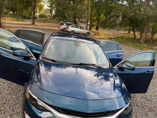 2019 Chevrolet Malibu IX Рестайлинг, синий, 1350000 рублей, вид 3