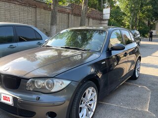 2006 BMW 1 серии 120i I (E81/E82/E87/E88), серый, 500000 рублей, вид 1