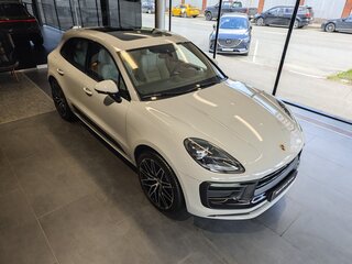 2026 Porsche Macan I Рестайлинг 2, серый, 13740000 рублей, вид 4