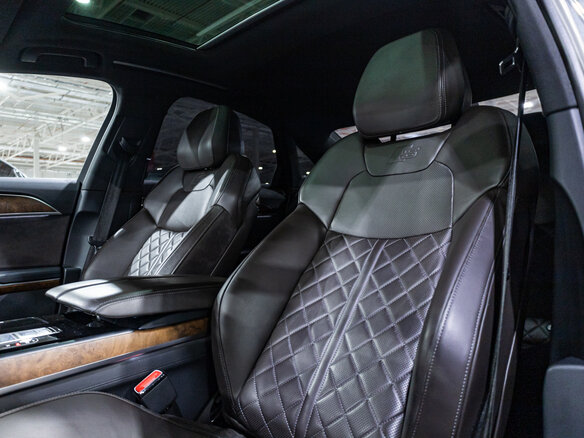 2019 Audi A8 50 TDI IV (D5), серый, 4849700 рублей - вид 31