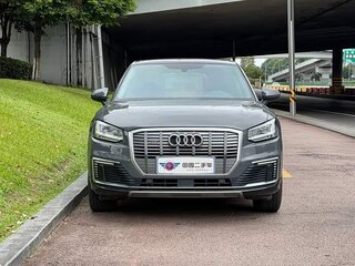 2021 Audi Q2 L e-tron I, серый, 1570000 рублей, вид 2