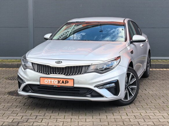 2018 Kia Optima IV Рестайлинг, серебристый, 2079000 рублей