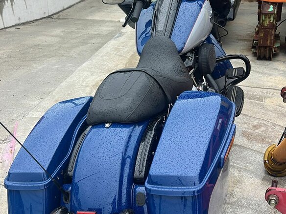 2023 Harley-Davidson Road Glide, серебристый, 2900000 рублей - вид 9