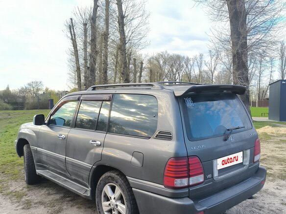 1999 Lexus LX 470 II, серый, 1300000 рублей - вид 5