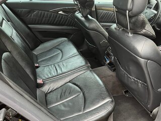 2004 Mercedes-Benz E-Класс 500 III (W211, S211), чёрный, 1350000 рублей, вид 5