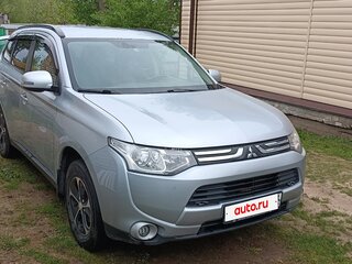 2012 Mitsubishi Outlander III, серебристый, 1350000 рублей, вид 3