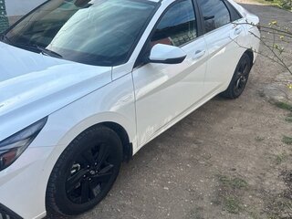 2021 Hyundai Elantra VII (CN7), белый, 2600000 рублей, вид 4