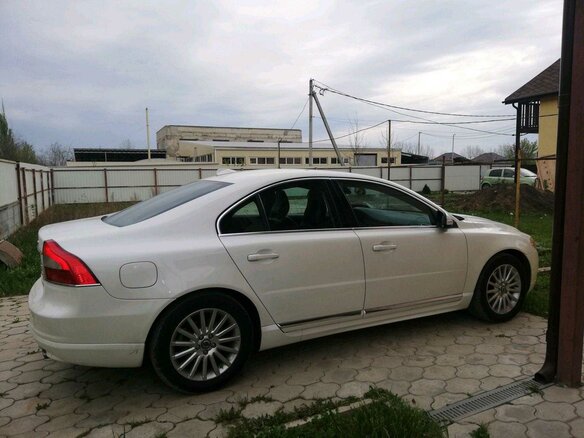 2009 Volvo S80 II Рестайлинг, белый - вид 4