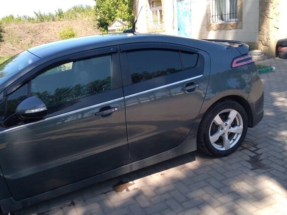 2013 Chevrolet Volt I, серый, 1100000 рублей - вид 12