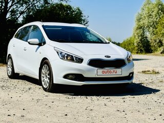 2012 Kia Ceed II, белый, 990000 рублей, вид 3