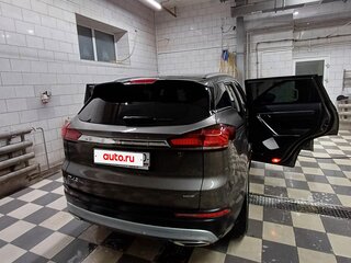 2022 Geely Atlas Pro, коричневый, 1900000 рублей, вид 4