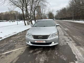 2011 Toyota Camry VII (XV50), серый, 1525000 рублей, вид 1