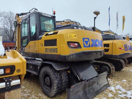 2024 XCMG XE180WD, жёлтый, 12990003 рублей, вид 1