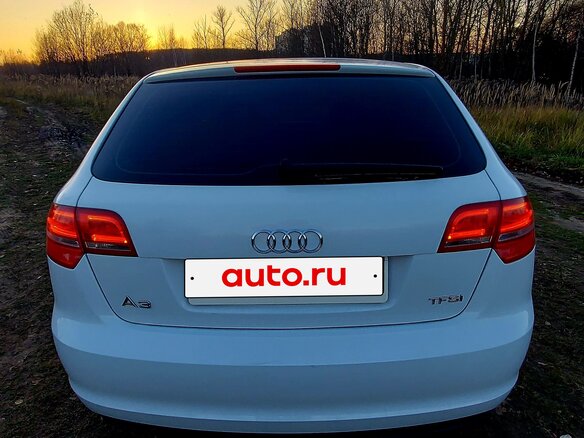 2012 Audi A3 II (8P) Рестайлинг 2, белый - вид 4