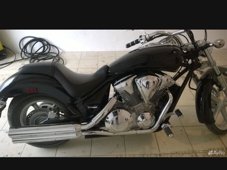 2010 Honda VT 1300CS Sabre, чёрный, 900000 рублей, вид 3