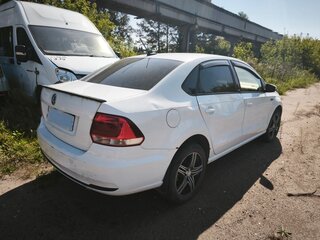 2017 Volkswagen Polo V Рестайлинг, белый, 783000 рублей, вид 5