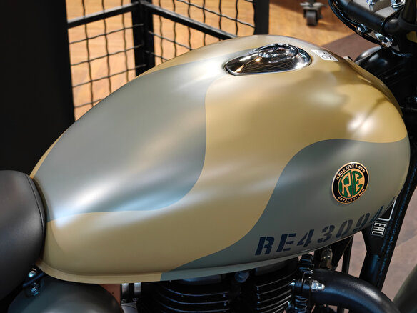 2026 Royal Enfield Classic 350, коричневый, 516000 рублей - вид 4