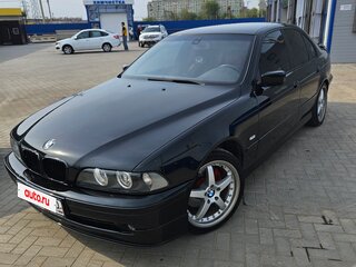 2000 BMW 5 серии 530i IV (E39) Рестайлинг, зелёный, 740000 рублей, вид 3