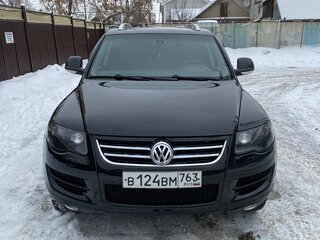 2008 Volkswagen Touareg I Рестайлинг, чёрный, 1420000 рублей, вид 5