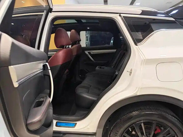 2021 Geely Binyue I Рестайлинг, белый - вид 27