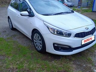 2018 Kia Ceed II Рестайлинг, белый, 1650000 рублей, вид 2