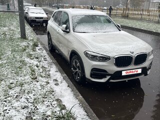 2019 BMW X3 20d xDrive III (G01), белый, 3800000 рублей, вид 3
