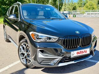 2021 BMW X1 28i xDrive II (F48) Рестайлинг, чёрный, 3480000 рублей, вид 3