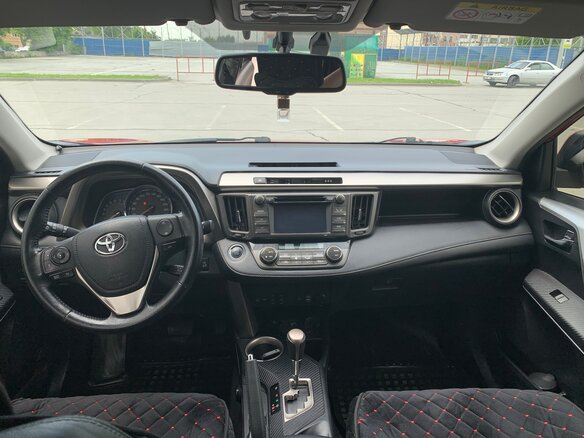 2013 Toyota RAV4 IV (XA40), красный, 1950000 рублей - вид 5