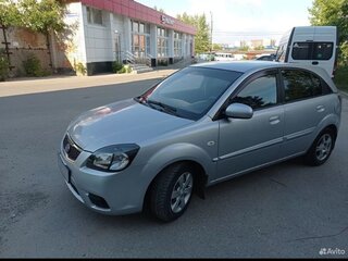 2010 Kia Rio II Рестайлинг, серебристый, 550000 рублей, вид 5