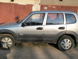 2015 Chevrolet Niva I Рестайлинг, серый, 580000 рублей, вид 4