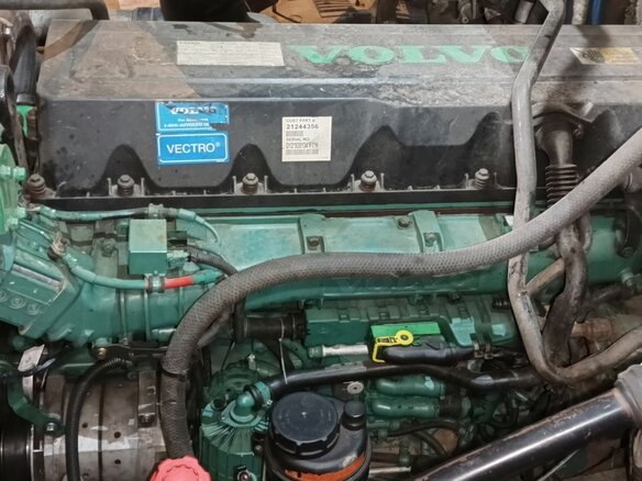 2008 Volvo VNL, голубой, 4780000 рублей - вид 15