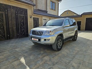 2004 Toyota Land Cruiser Prado 4-speed 120 Series, серебристый, 1350000 рублей, вид 4