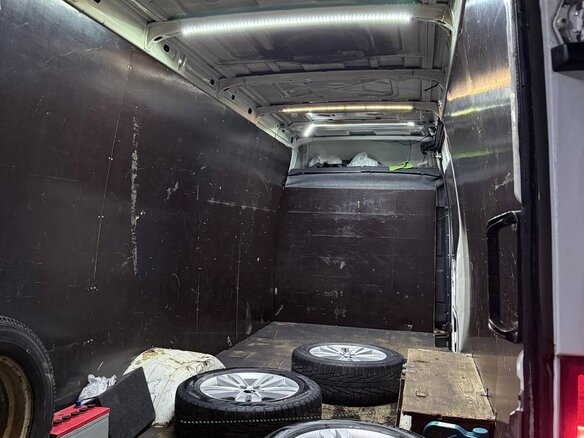 2008 Iveco Daily, белый, 800000 рублей - вид 7