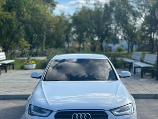 2014 Audi A4 IV (B8) Рестайлинг, белый, 1490000 рублей, вид 2