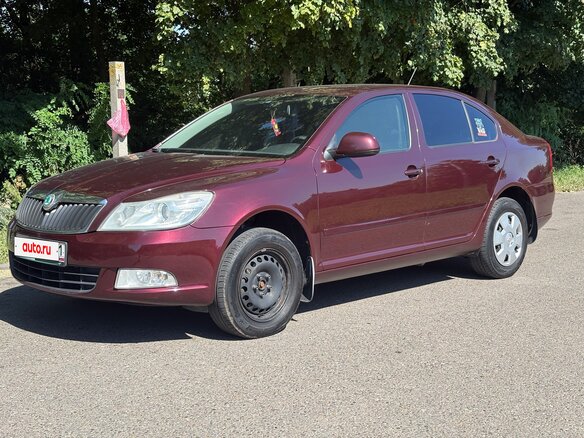 2010 Skoda Octavia II (A5) Рестайлинг, пурпурный, 850000 рублей