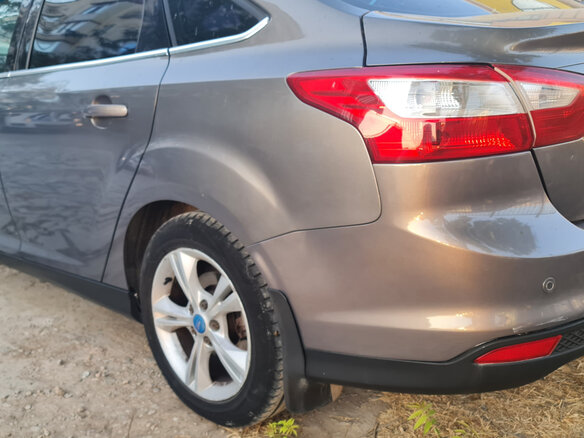 2012 Ford Focus III, коричневый, 870000 рублей - вид 10