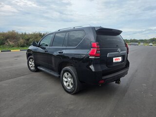 2018 Toyota Land Cruiser Prado 150 Series Рестайлинг 2, чёрный, 4700000 рублей, вид 4