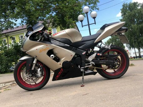 2006 Kawasaki ZX-6 Ninja, золотистый, 450000 рублей, вид 3