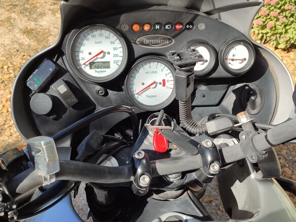 2003 Triumph Tiger 955i, серый, 350000 рублей - вид 16