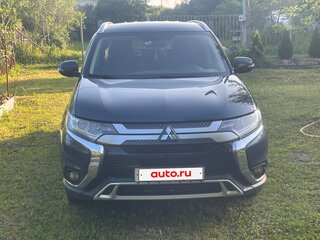 2019 Mitsubishi Outlander III Рестайлинг 3, синий, 2290000 рублей, вид 3
