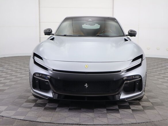 2025 Ferrari Purosangue, серебристый, 53283036 рублей - вид 3