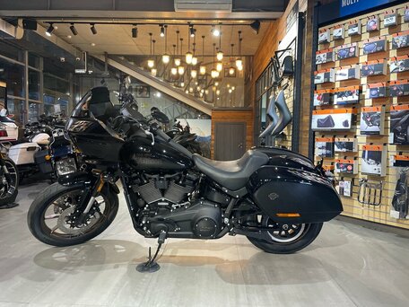 2024 Harley-Davidson Low Rider ST, чёрный, 3450000 рублей, вид 4