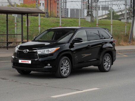 2014 Toyota Highlander III (XU50), чёрный, 2760000 рублей, вид 3