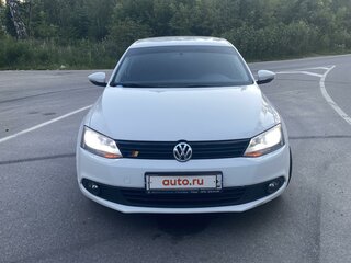 2012 Volkswagen Jetta VI, белый, 1070000 рублей, вид 2