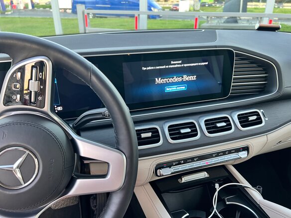 2021 Mercedes-Benz GLE 300 d II (V167), чёрный, 9000000 рублей - вид 3