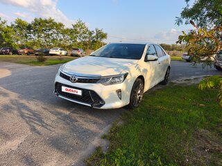 2018 Toyota Camry VII (XV50) Рестайлинг 2, белый, 2350000 рублей, вид 1