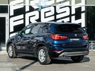2018 BMW X1 18i sDrive II (F48), синий, 1930000 рублей, вид 2