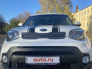 2017 Kia Soul II Рестайлинг, белый, 1300000 рублей, вид 4