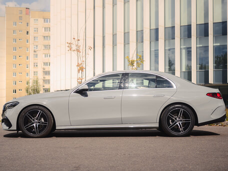 2026 Mercedes-Benz E-Класс 300 VI (W214, S214), серый, 9600000 рублей, вид 4