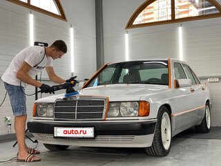 1991 Mercedes-Benz 190 (W201), белый, 1530000 рублей, вид 1